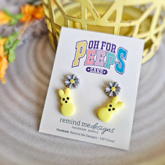 Gray Flower and Yellow Peeps Stud Earrings Set