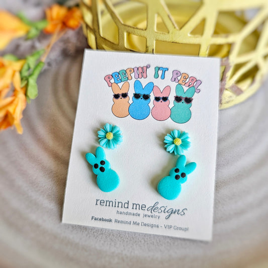Turquoise Daisy Flower and Peeps Stud Earrings Set
