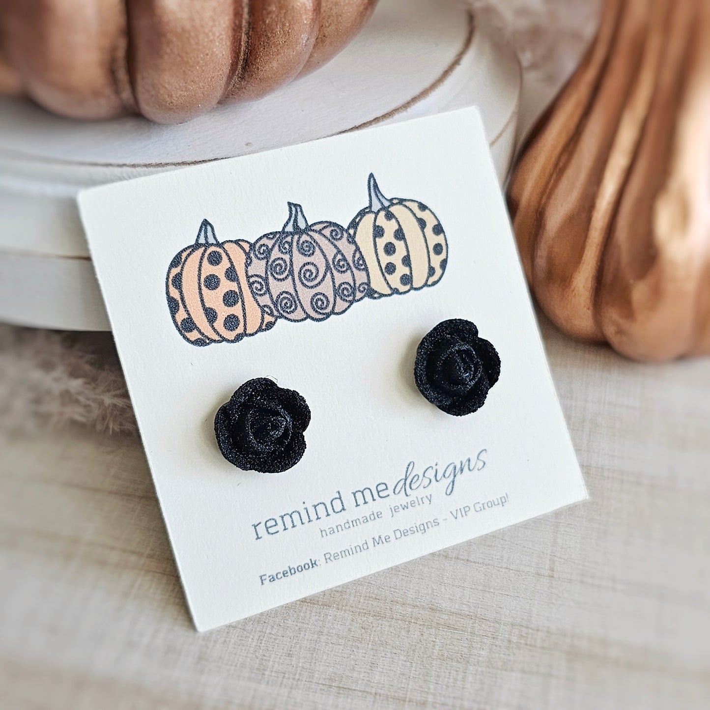 Black Shimmer Flower Stud Earrings